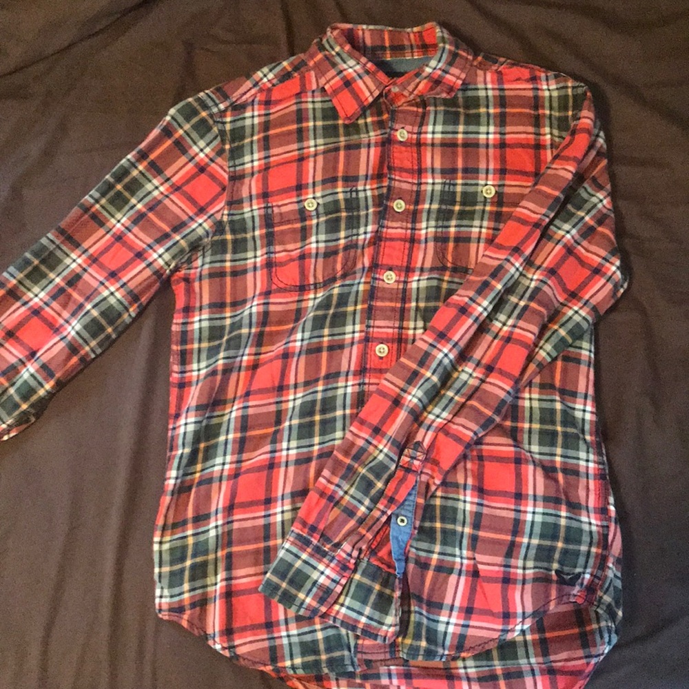 PRICE DROP🔥American Eagle classic plaid flannel